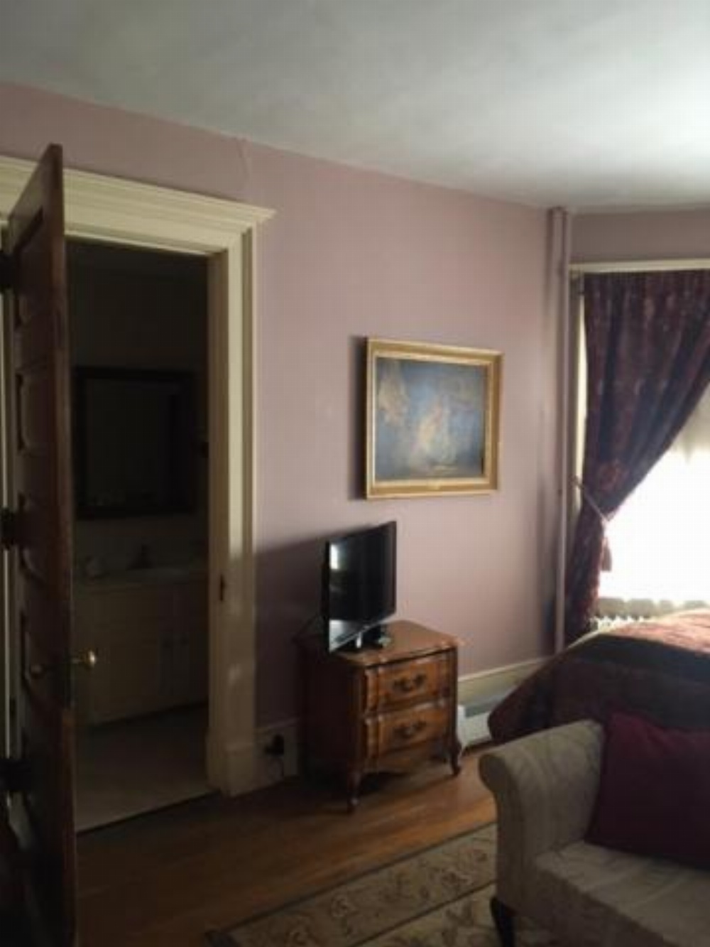 Victorian Charm Inn Image 11