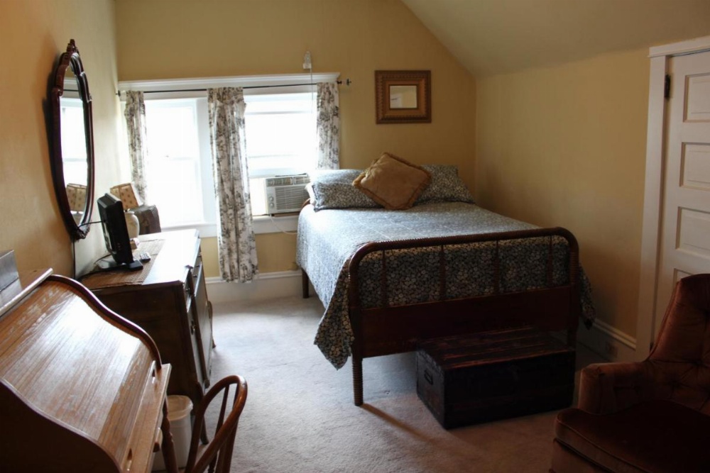 Victorian Charm Inn Image 22